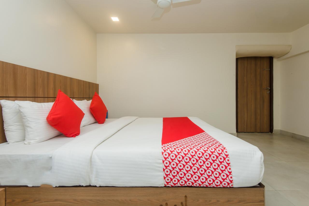 Oyo 13857 Hotel Imperial Umele Kültér fotó