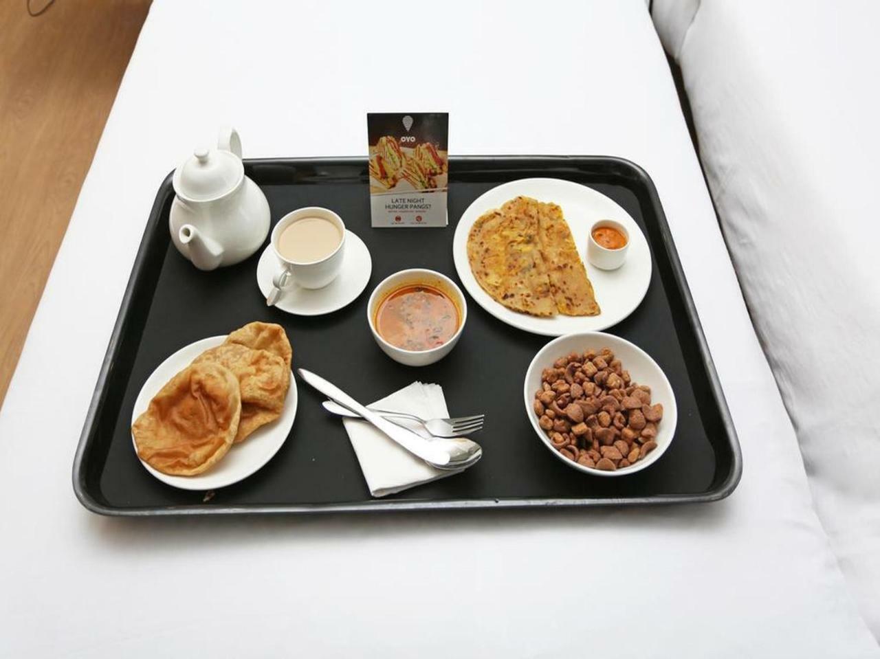 Oyo 13857 Hotel Imperial Umele Kültér fotó